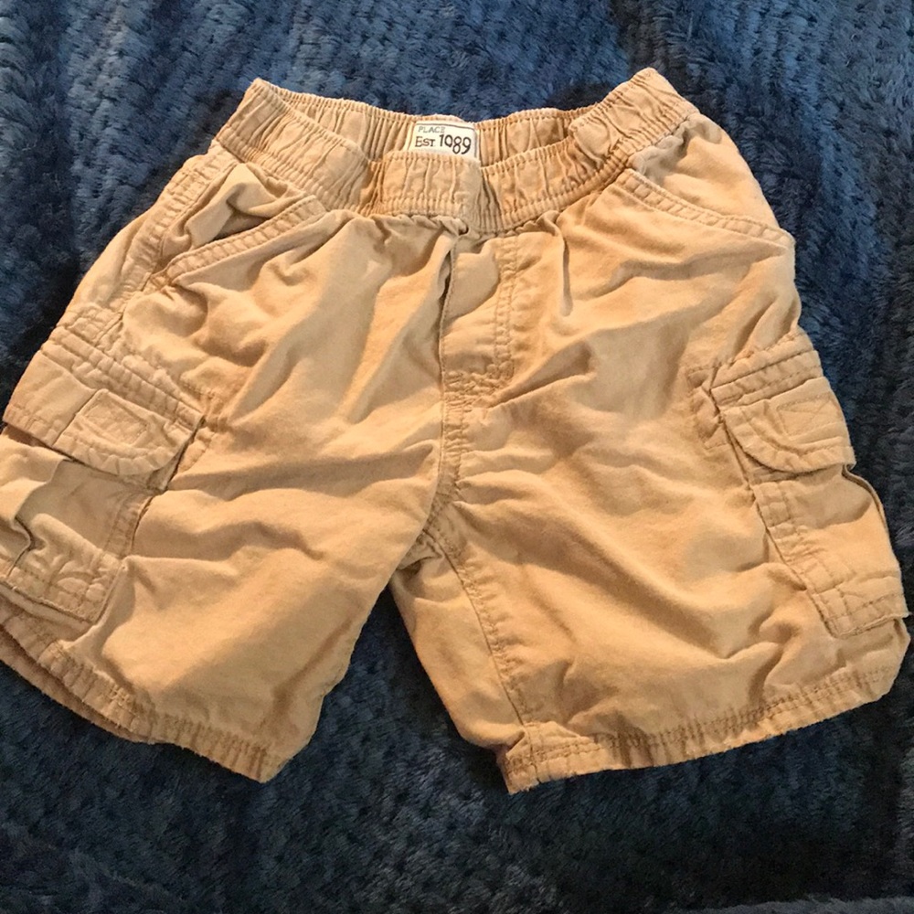 Size-3T shorts